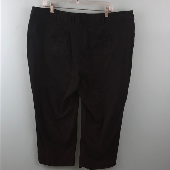 Black Sejour capri pants - Picture 5 of 5